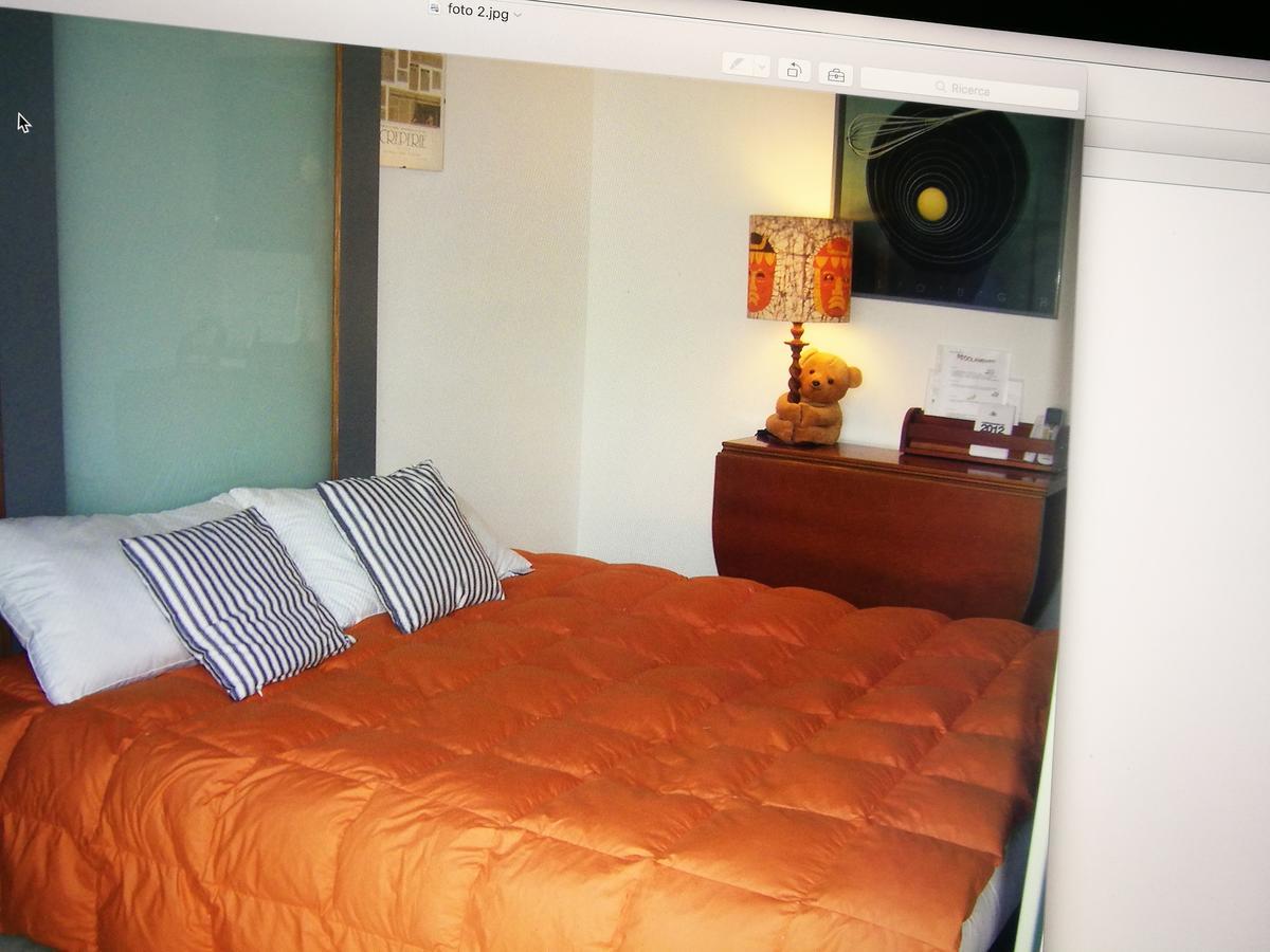 Giusy Bed And Breakfast มารีนาดีคาร์รารา ภายนอก รูปภาพ