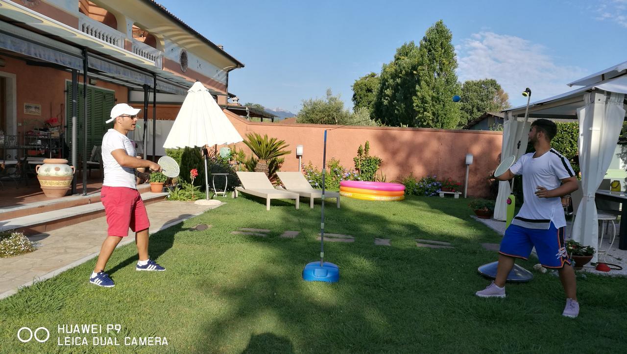 Giusy Bed And Breakfast มารีนาดีคาร์รารา ภายนอก รูปภาพ